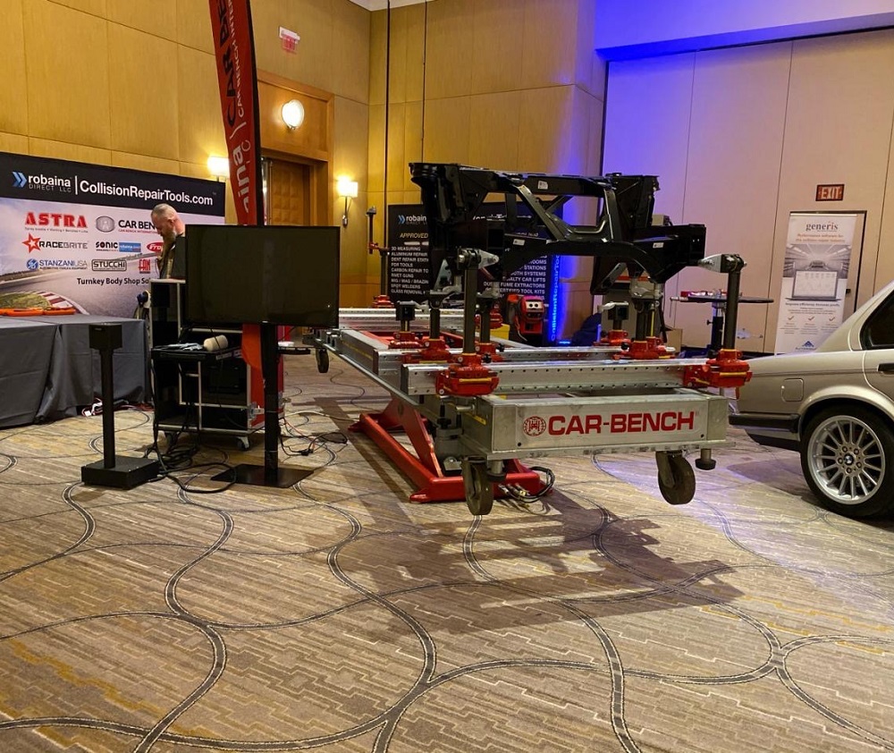 Robaina Direct e Car Bench America sponsor del BMW CCRC 2020